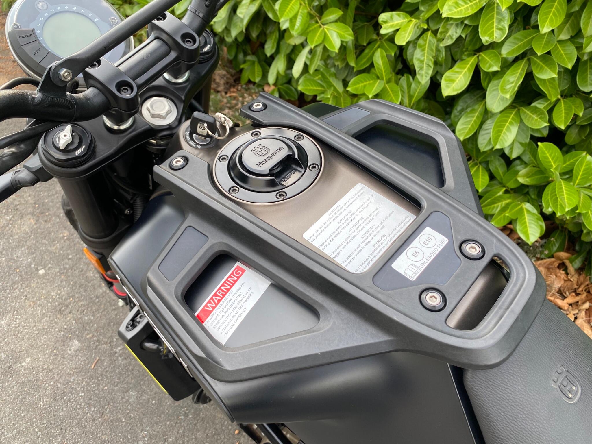 2024 24 Reg Husqvarna Svartpilen 401